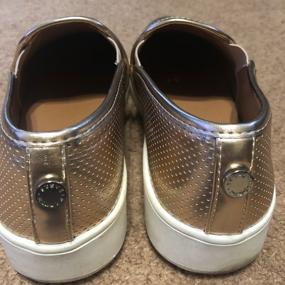 Steve Madden Gold Espadrille - Picture 5 of 6